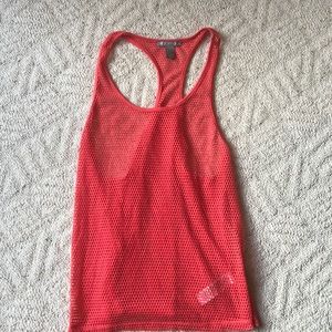 Workout tank